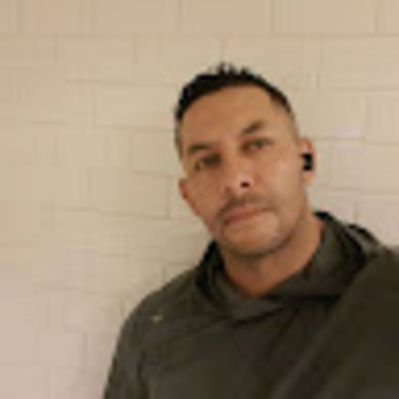 Meet your Posher, Manuel andres - Picture 1 of 1